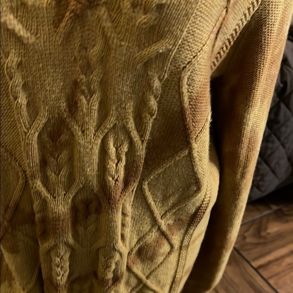 Wonderly Yellow V-Neck Sweater with Cable Knit - Picture 2 of 4